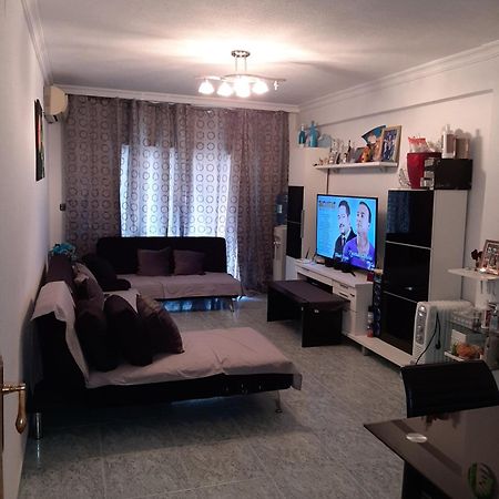 Habitacion Grande En Piso Compartido Con 2 Adultos Y 1 Perrito Валенсия Экстерьер фото